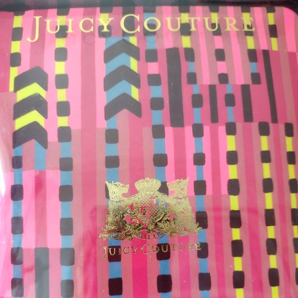 Juicy Couture IPAD Gold and Pink 💕 Case 🪙 MSRP $68 - Picture 5 of 5